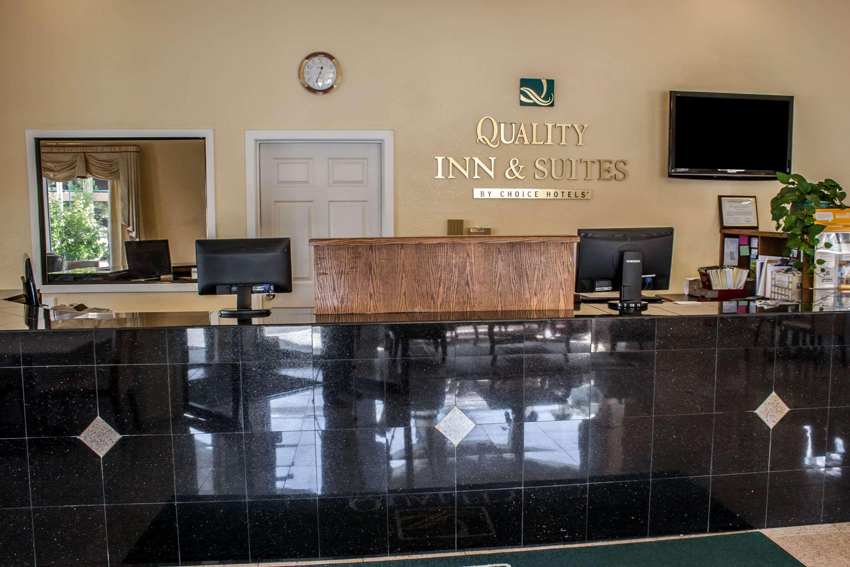 Quality Inn & Suites Fife Seattle Exteriör bild